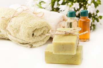 Obraz na płótnie Canvas Olive soap and essential oil