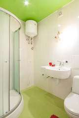 Bathroom in shades of green