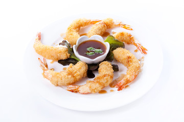 Deep fried shrimp with sauce