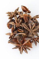 八角　 Star anise