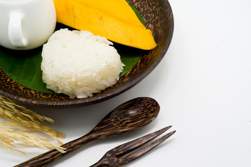 Thai dessert of mango with sticky rice