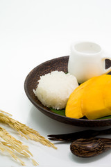 Thai dessert of mango with sticky rice