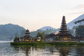 Pura Ulun Danu Bratan 
