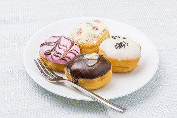 4 piece donut flavors.