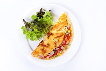 Omelette with tuna and vegetables