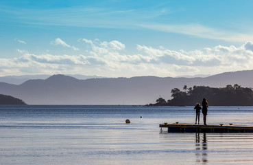 Entardecer a beira mar