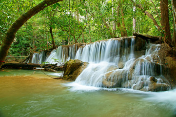 Waterfall12 / This is  Huai Mae Khamin Waterfall. It is major attraction in Sri Nakarin National Park is this lovely seven-tiered waterfall.
