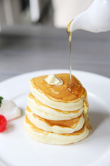 pancake with honey and strawberry