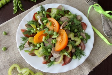 salad with lamb tongue, tomatoes, and balsamic vinegar