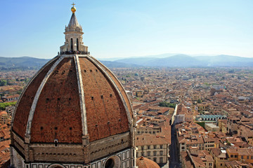 Fototapeta na wymiar Duomo cupola in Florence