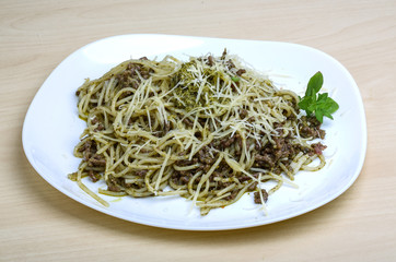 Pasta with beef and pesto