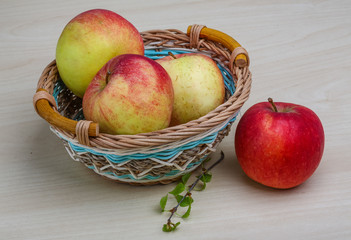 Few apples