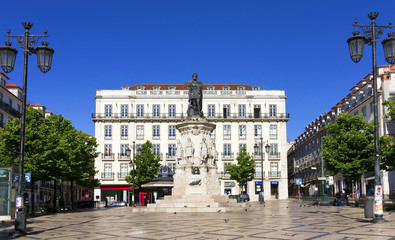 Fototapeta The monument of the greatest national portugues poet Luis de Camoes, Lisbon, Portugal obraz