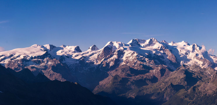 Panoramica sul massiccio del Monte Rosa
