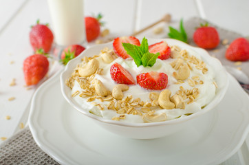 Domestic yogurt with strawberries