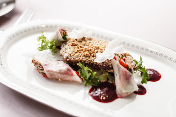 meat with spring rolls