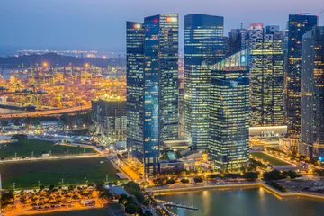 Foto op Plexiglas Landscape of the Singapore financial district and business building © Southtownboy Studio