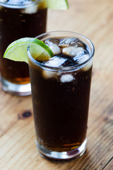 soda whit ice and lime