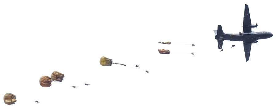 largage de parachutistes sur fond blanc