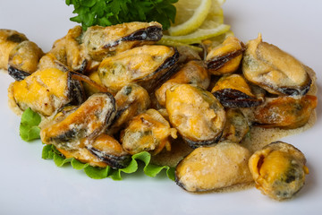 Mussels in butter sauce