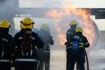 passinger jet engine on fire