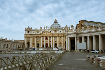 Fototapeta na wymiar Columns around St. Peter's Square
