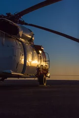 Fotobehang grote militaire helikopter © Olexandr