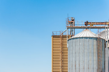 Storage facility cereals, and bio gas production