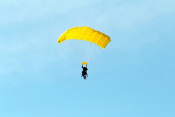 fallschirmspringen