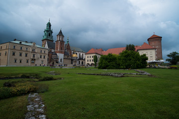 Fototapeta na wymiar Castle Wawel in Krakow, Poland