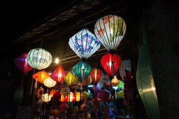 ホイアンの提灯