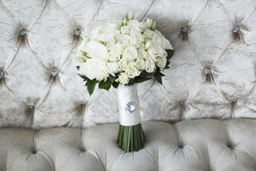 Picture of wedding bouquet of white roses