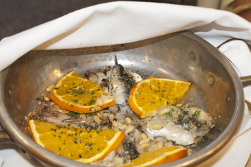 Sardine with oranges