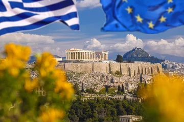 Poster Acropolis with flag of Greece and flag of European Union in Athens, Greece © Tomas Marek