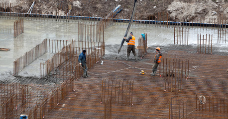 Construction of an apartment house
