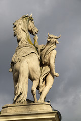 Rossebändiger vor dem Schweriner Schloss