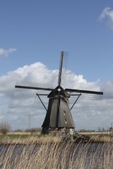 Obraz na płótnie Canvas A windmill in the Netherlands