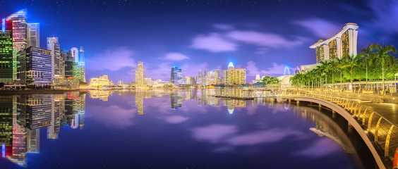 Fototapeta premium Singapore Skyline and view of Marina Bay