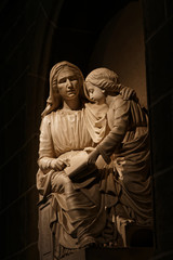 Fototapeta na wymiar Marble statue in cathedral of Le Puy-en-Velay