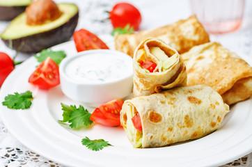 avocado tomato egg roll with cilantro sour dip