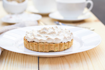 Cake or Lemon pie with meringue