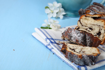 Strudel with poppy seeds
