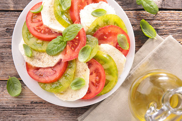 tomato salad, caprese salad