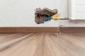 durchbruch in der wand