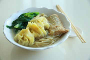 Wonton dumpling noodle soup