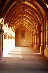 Kreuzgang am Trierer Dom