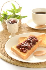 小倉トーストとコーヒー
