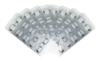 Silberfarbene Tabletten Blister gefächert und isoliert