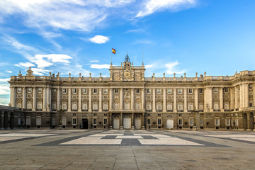 Fototapeta na wymiar Royal Palace in Madrid, Spain