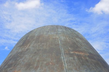 Obraz premium Looking up at planetarium and sky